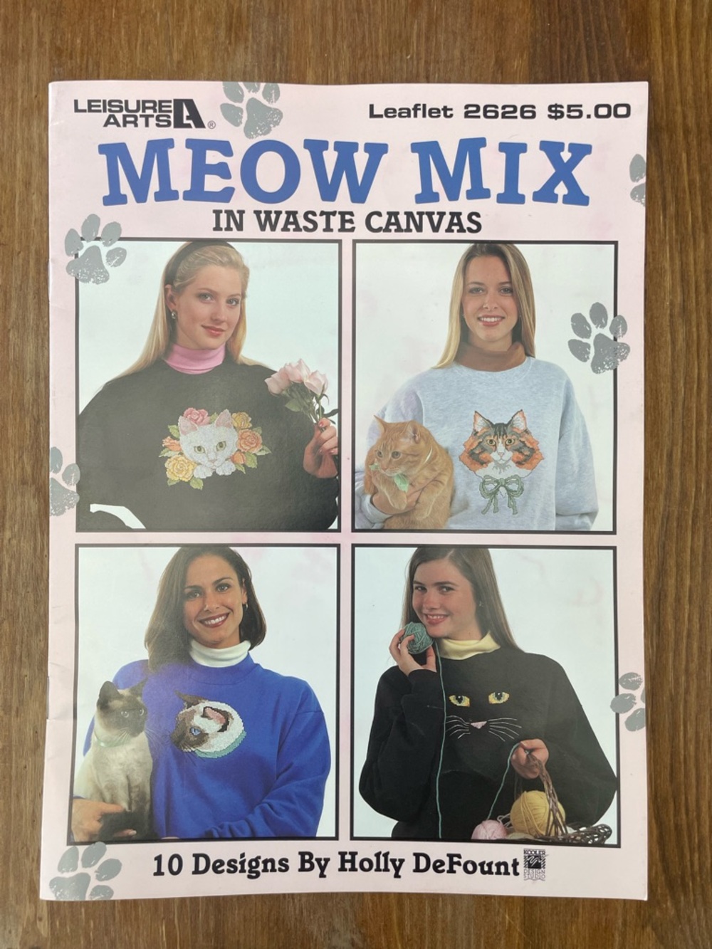 Vintage craft leaflet 2626– “Meow Mix in Waste Canvas” (Leisure Arts, 1994)